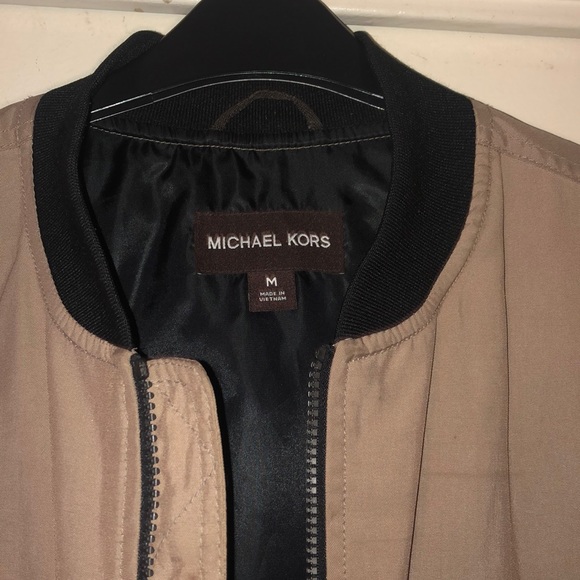 MICHAEL KORS (medium) light jacket - Picture 2 of 6